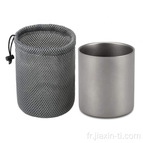 Tasse de camping double couche en titane pour le camping en plein air